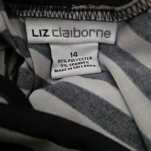 Liz Claiborne Striped Top in Black and White